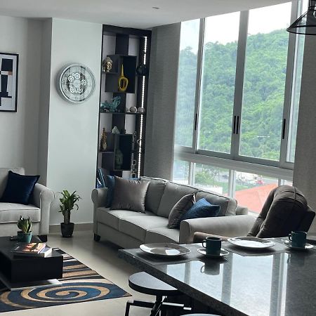 New Luxury Apartment With King - Size Bed Ceibos グアヤキル エクステリア 写真